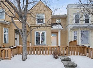 205 E McKenzie Towne Gate SE, Calgary, AB T2Z 4G2