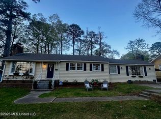 1444 Eastover Dr, Jackson, MS 39211