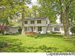 192 E Hazel Dell, Springfield, IL 62712