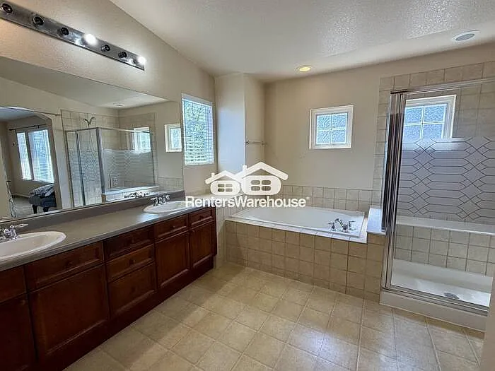 1467 S Haleyville Cir — Photo 15