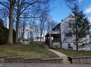 401 Grenoble Dr, Sellersville, PA 18960