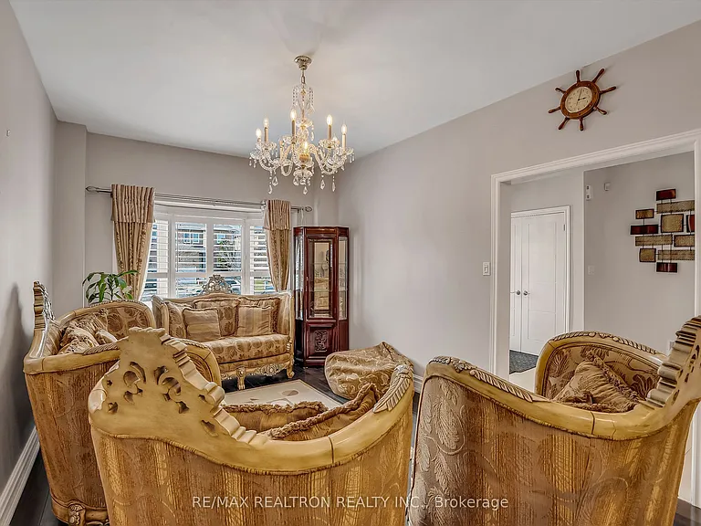 351 Brookside Rd — Photo 8