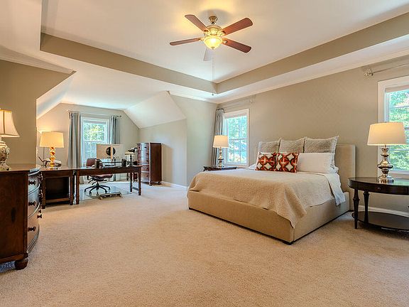4th image of 5912 Terrington Ln