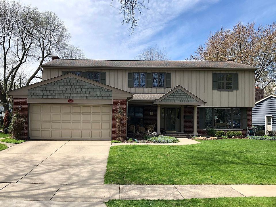 1st image of 1120 N Carlyle Ct