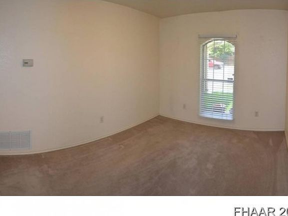 4th image of 5404 Silverton Dr
