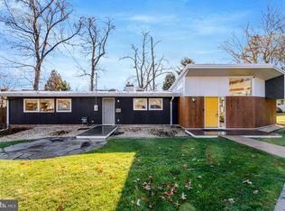 3017 Pine Spring Rd, Falls Church, VA 22042