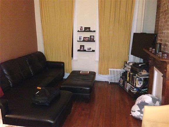 2nd image of 425 E 73rd St APT 2re