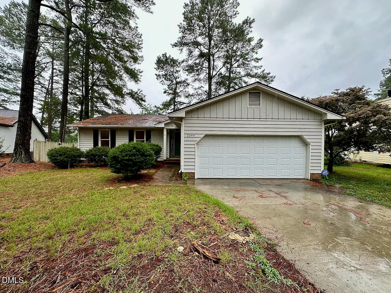 3 bed, 2.0 bath, 1444 sqft, $2,450 — Photo 2
