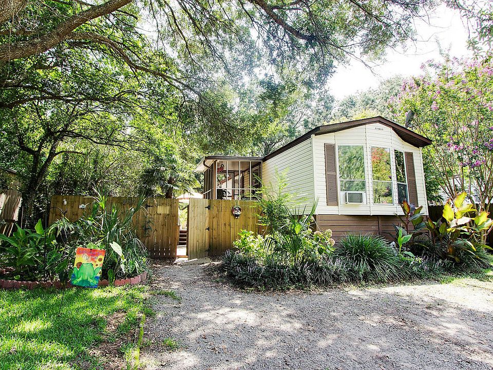 2nd image of 2005 Covey Ln
