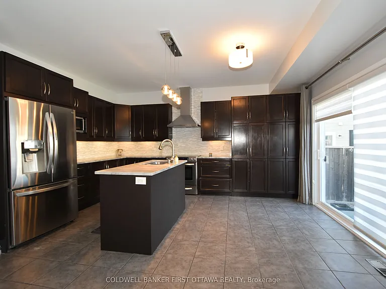 413 Blackleaf Dr — Photo 9