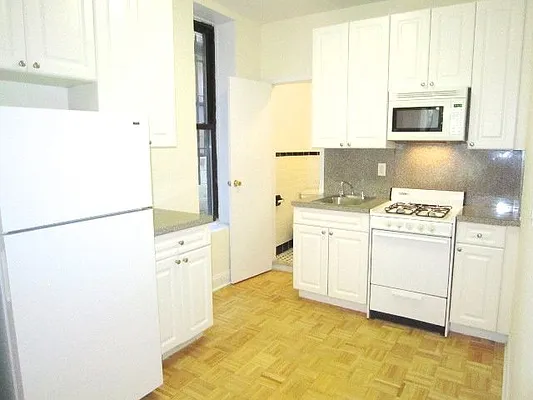 Rented by City Connections Realty | media 13