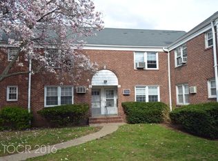 127A River Dr, Elmwood Park, NJ 07407
