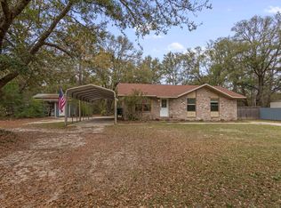 3833 County Highway 3280, Freeport, FL 32439