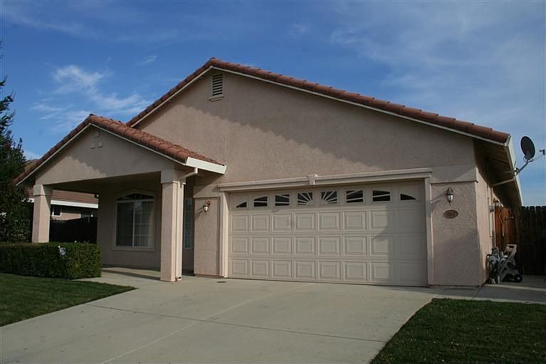 1st image of 807 Bowen Ct
