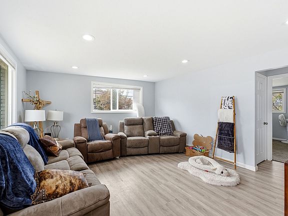 4th image of 10384 S Amaryllis Dr