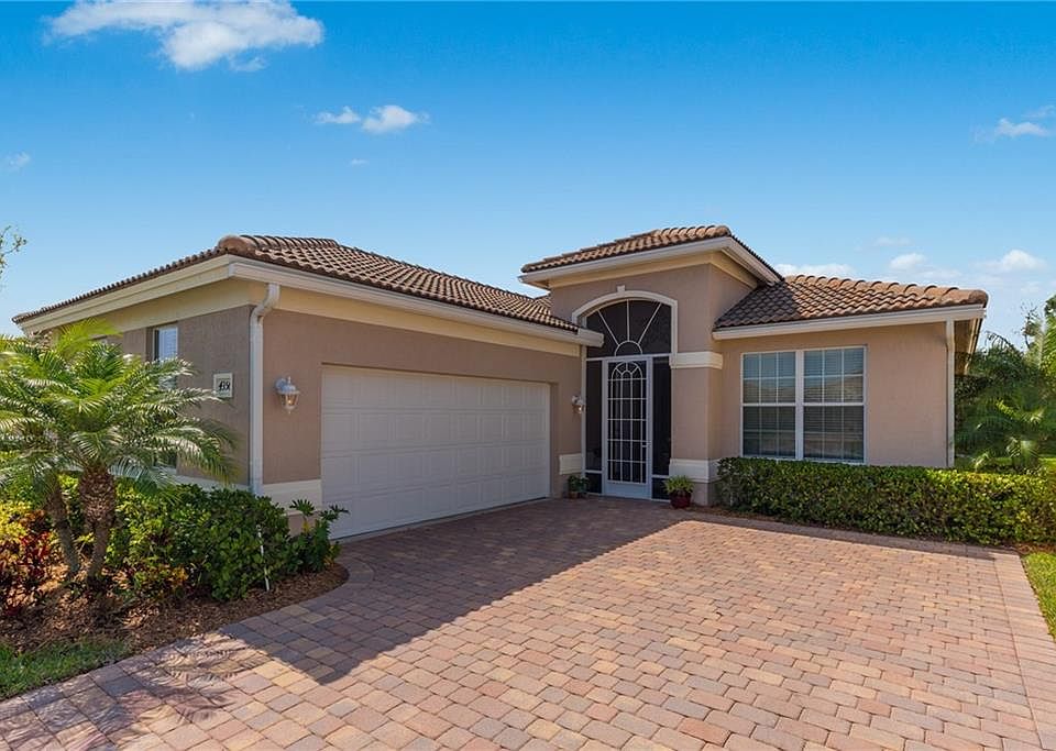 1st image of 4356 NW Oakbrook Cir
