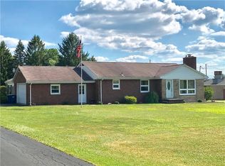 2526 Old Butler Rd, New Castle, PA 16101