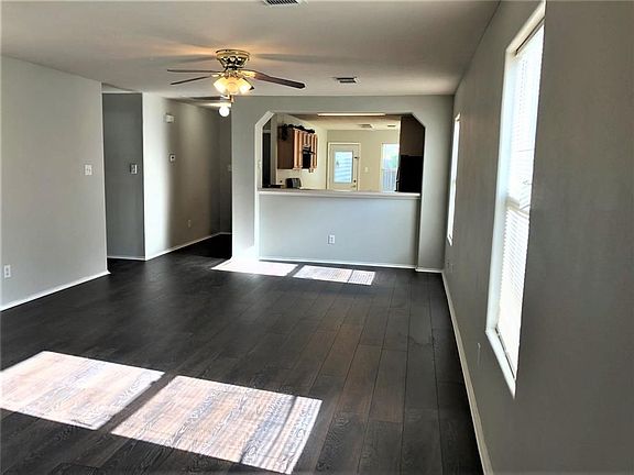 2nd image of 18303 Barkers Crest Dr