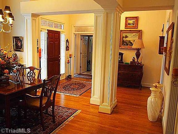 2nd image of 3009 Willow Oak Dr