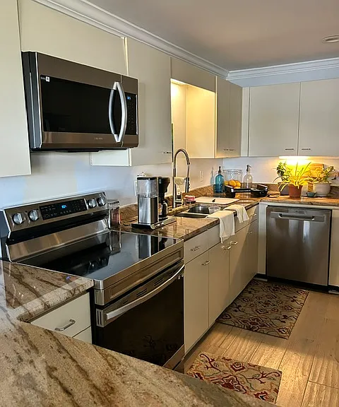 150 Wappoo Creek Dr #8 — Photo 12
