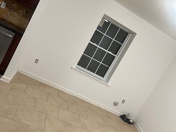 2nd image of 615-617 4th St APT 1