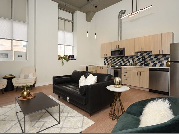 4th image of 1849 Prospect Ave E #309