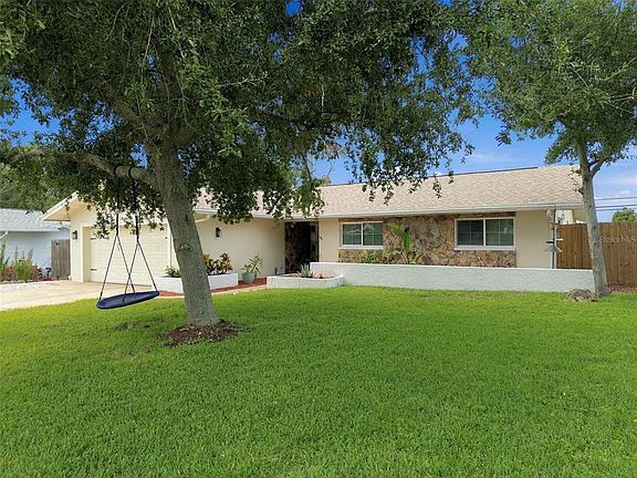 4th image of 8830 140TH STREET N