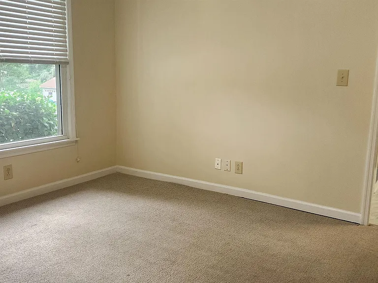 1006 Wood Cir — Photo 9