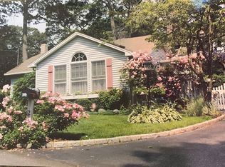212 Jackson Cres, Centerport, NY 11721