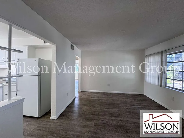 805 Vassar St #A — Photo 8