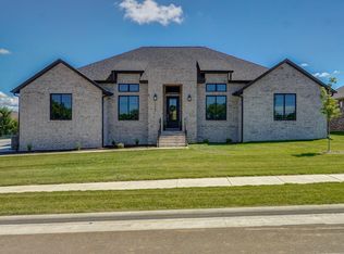 1722 N Waterstone Ave, Springfield, MO 65802