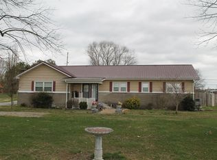 1292 Gourdneck Rd NW, Tullahoma, TN 37388