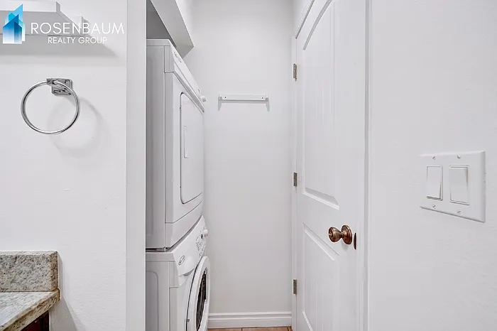 5135 N 10th St #15 — Photo 5