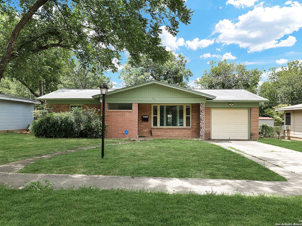 1st image of 350 ADDAX DR