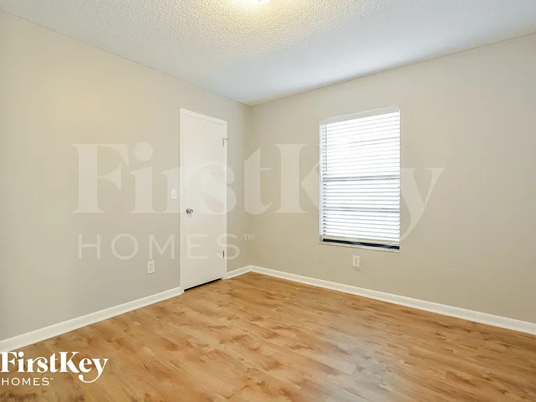 2526 Needle Palm Dr — Photo 13