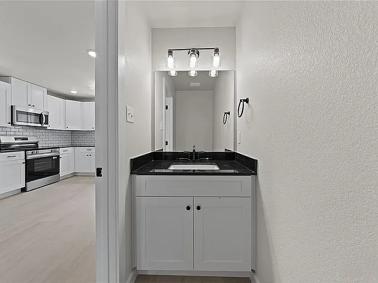 1407 Martin Luther King Jr Ln #A — Photo 13