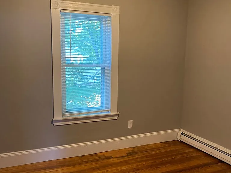 31-33 Pleasant Park Rd — Photo 22