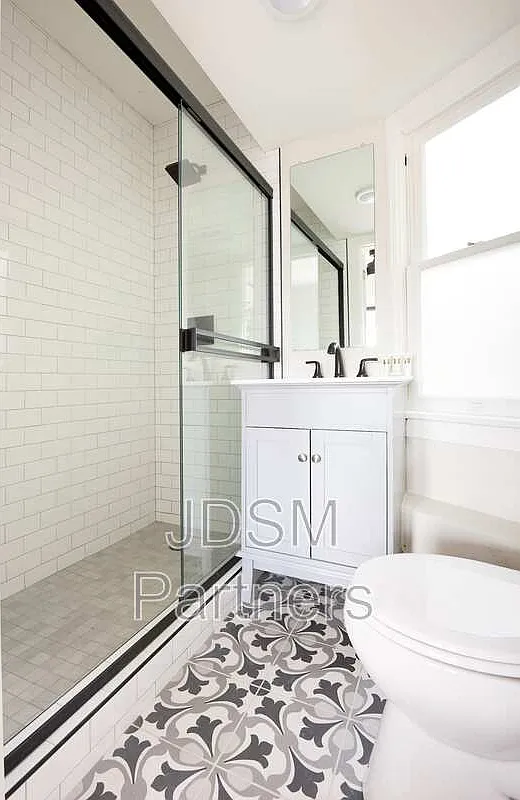 1 bed, 1.0 bath, 750 sqft, $1,495 — Photo 2