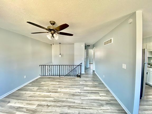 3rd image of 1914 S Claremont Ave #1914