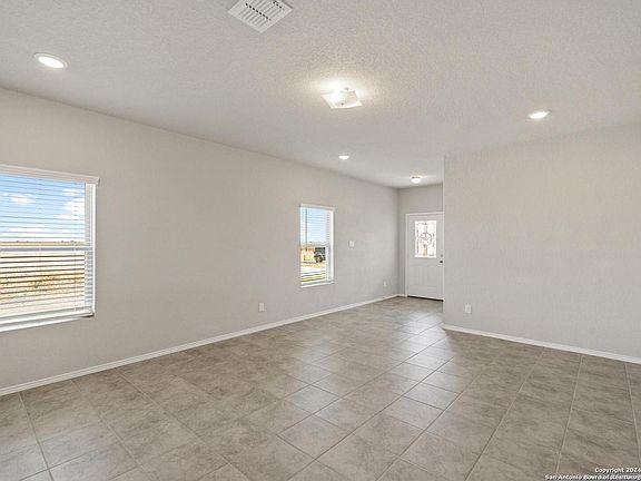 5th image of 2639 Gideon Ln