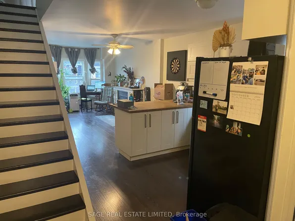 716 Ossington Ave Floor 2, Toronto, ON M6G 3T7