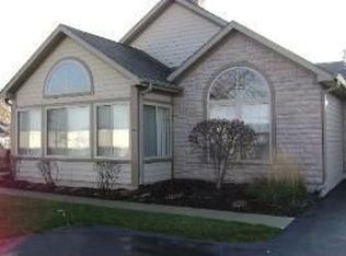 1938 Timbers Edge Cir, Joliet, IL 60431