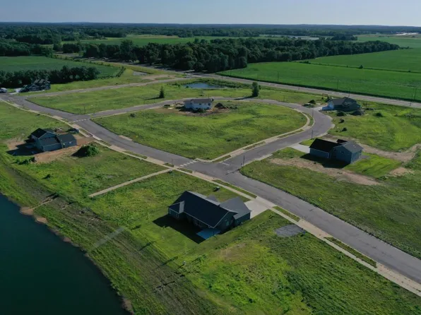 1039 26th Street Loop N, Sartell, MN 56377