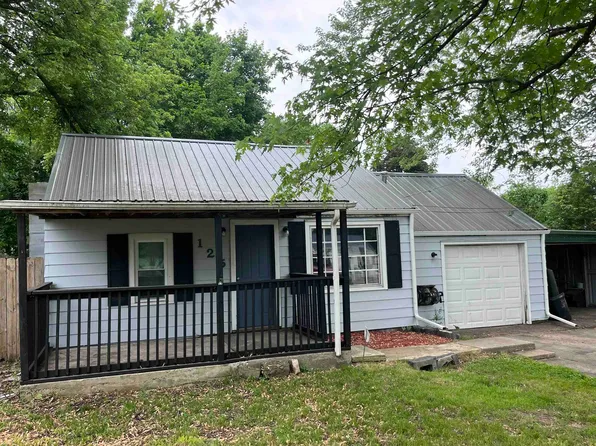 125 Huron Rd, Machesney Park, IL 61115