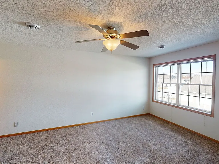 1428 Walton Dr — Photo 9