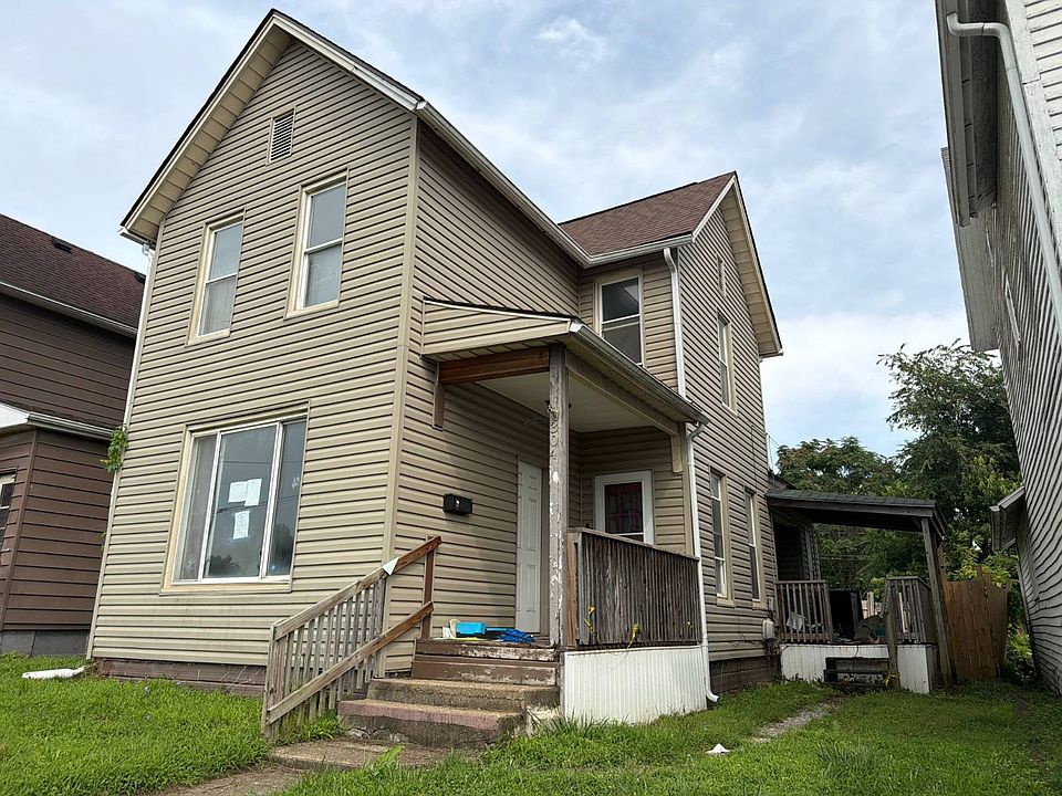 1st image of 304 Wilson St