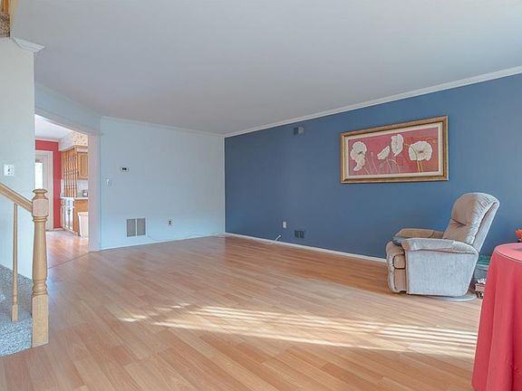 3rd image of 29 Allison Dr #29