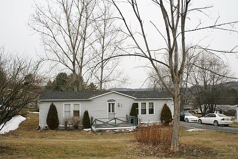 2nd image of 3076 Princeton St
