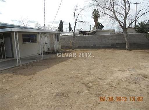 2nd image of 4938 Blanton Dr