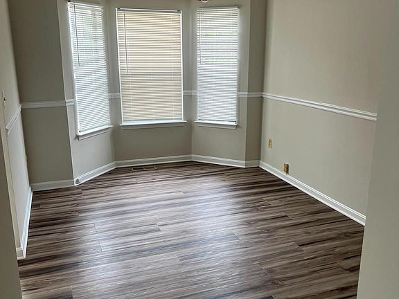 4th image of 17254 Garcia Way